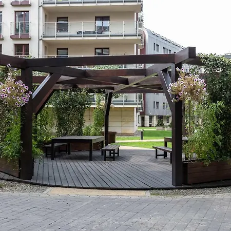 On The River 76m2 - Gym - Pool - Garage Cracovie